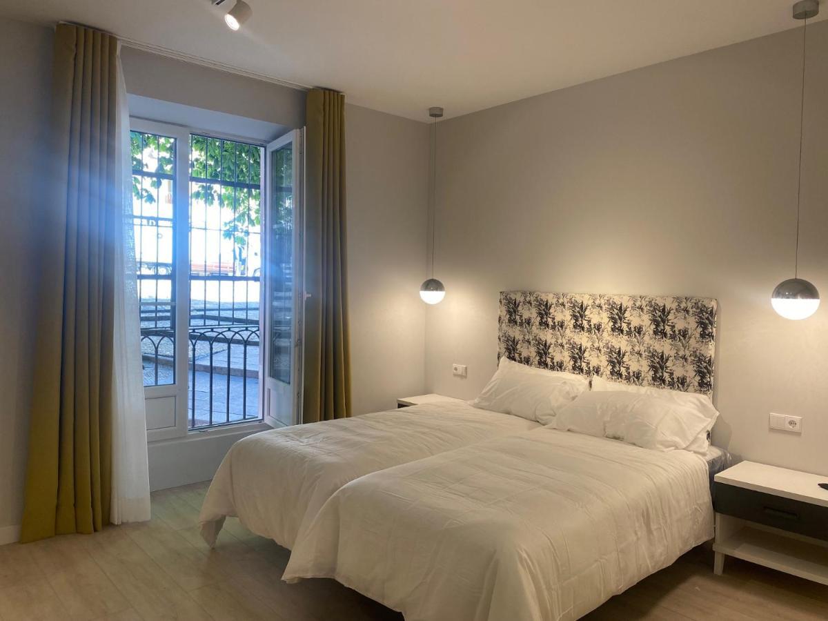 Apartamentos La Flora Burgos Todos Con Aire Acondicionado Y Ascensor Exterior foto